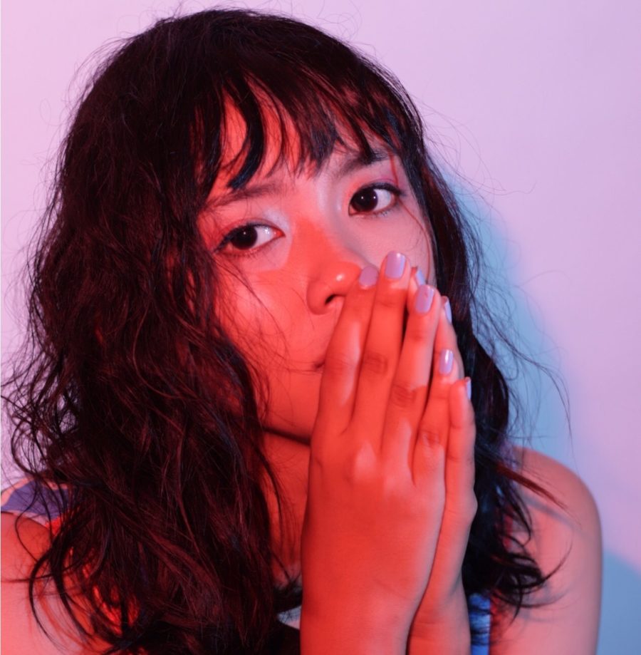 若手女優　顔アップ 簡単♥セルフプロデュースで女優顔|atricka hair&make-up