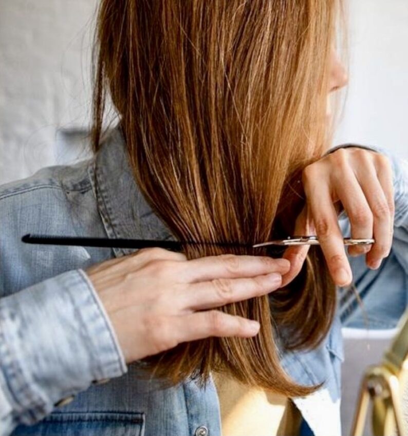 髪ツヤ まとまりキープするなら定期的なトリムカットがおすすめ Atricka Hair Make Up